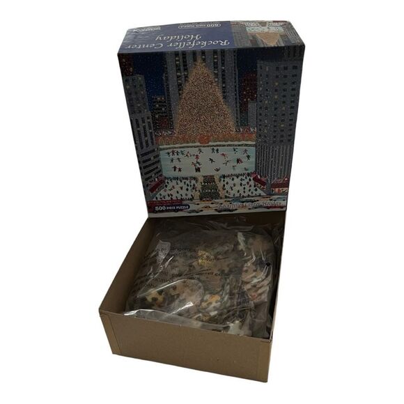 Briarpatch Puzzle Holiday Rockefeller Center - 500 Pcs. - Picture 7 of 7